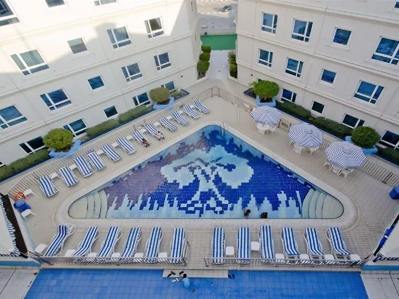 Al Bustan Centre & Residence Dubai Apart Otel